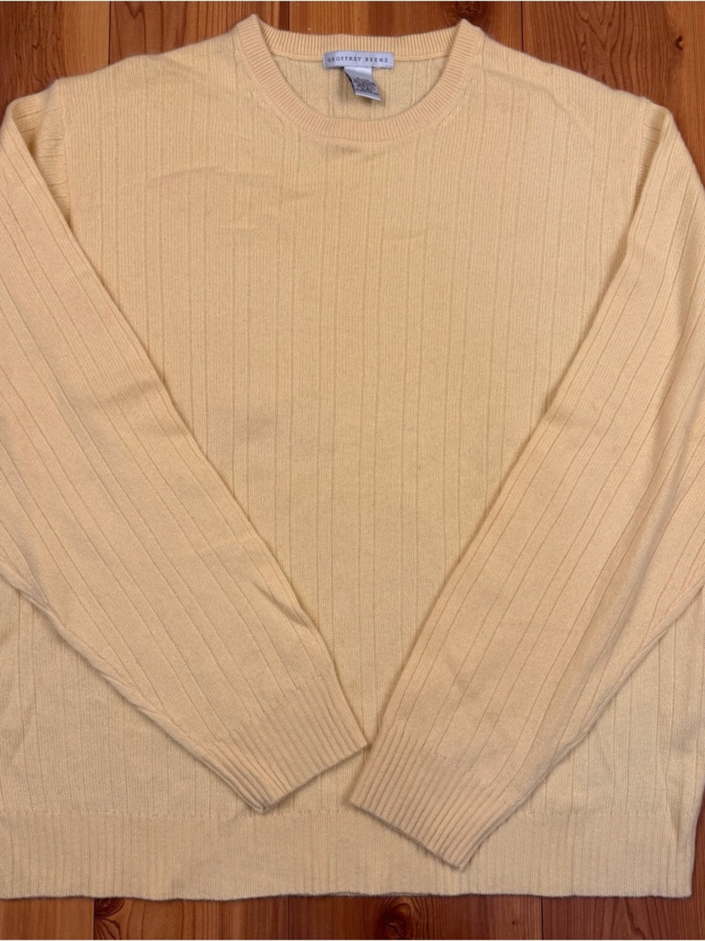 Geoffrey Beene 100% Cashmere Crew Neck Men’s Sweater size XL Long Sleeve Yellow